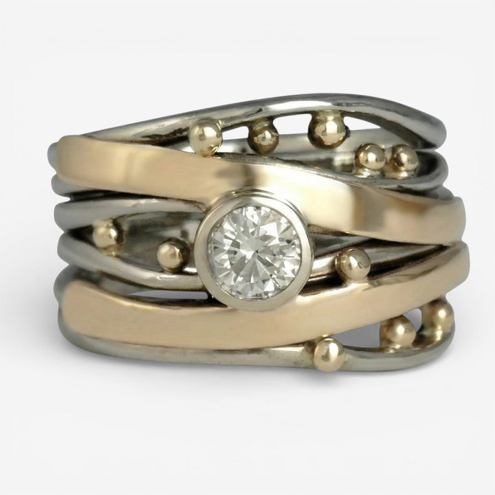 Royal | Bague Vintage en Or Incrustée de Zirconia