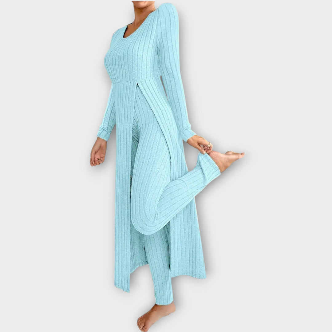 Cece | Ensemble de détente en tricot côtelé avec tunique fendue