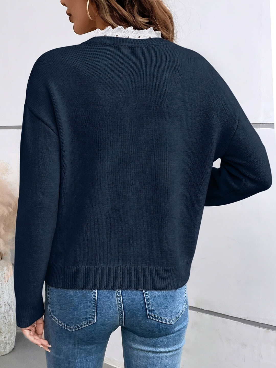 Malka | Pullover Élégant En Dentelle Avec Décollete En V
