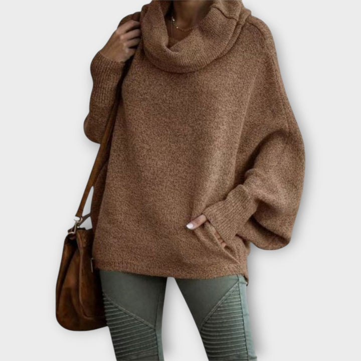 Célia | Pull Oversize avec Col Cowl et Coupe Relaxed