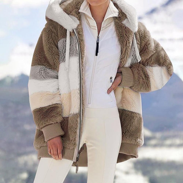 Karen | Manteau Oversized en Fausse Fourrure avec Capuche et Chaud