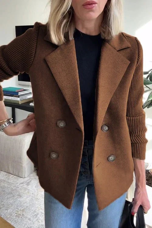 Amora | Blazer élégant avec des manches en tricot