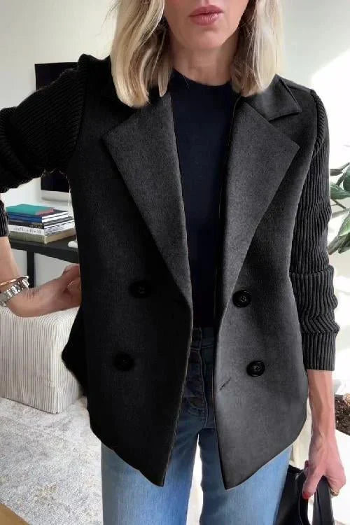 Amora | Blazer élégant avec des manches en tricot