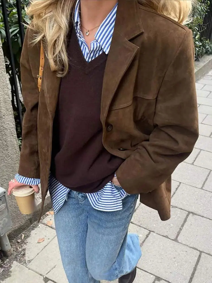 Emma | Veste à poches avec revers à la mode