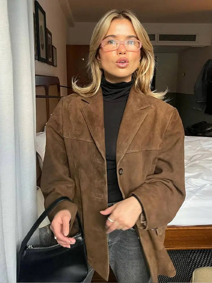 Emma | Veste à poches avec revers à la mode