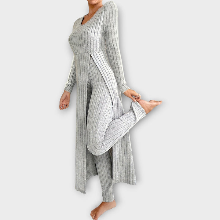 Cece | Ensemble de détente en tricot côtelé avec tunique fendue