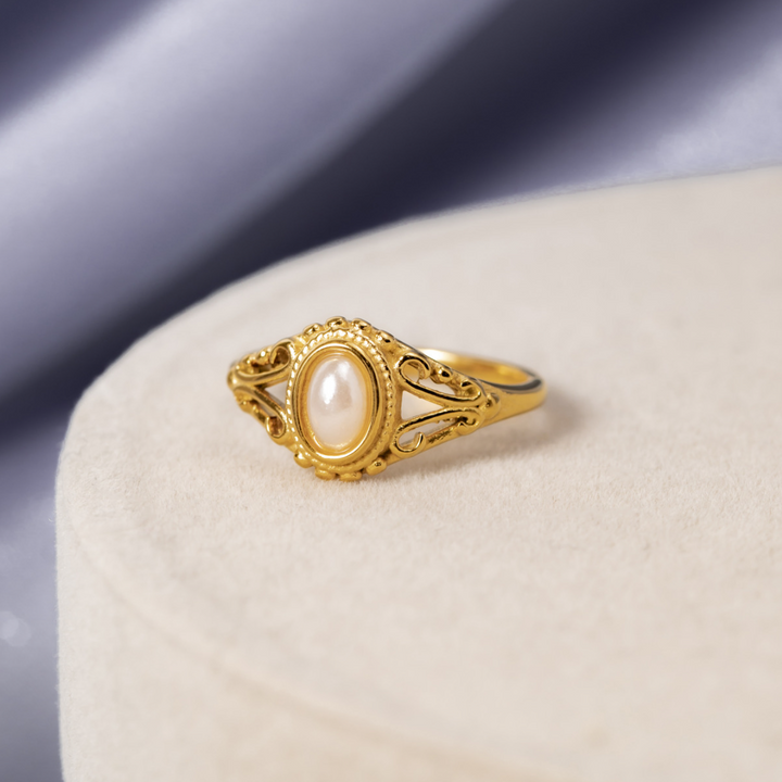 Claire | Bague Vintage Royal en Perle